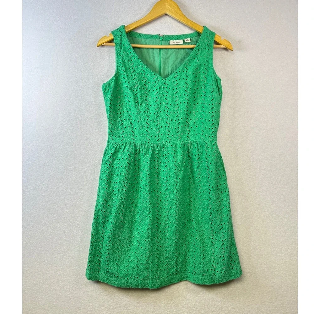 LLBean Green Eyelet V Neck Sleeveless A Line Dress Size 4